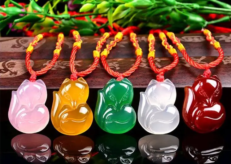 100% белый красный розовый натуральный зеленый агат резной милый амулет лисы