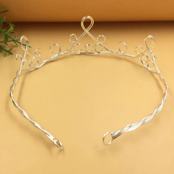 A silver tone Ручной Проводной Диадемы Корона свадебный головной убор витое колье ожерелье воротник компонент для женщин Свадебные аксессуары для волос - Цвет: A silver tone