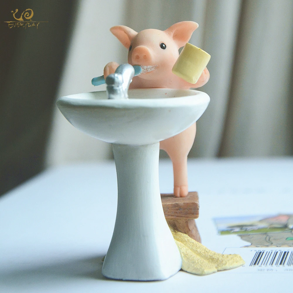 

Cute Pig Animal Doll Toy Statue Fairy Garden Miniature Figurines Car Desktop Decor Birthday Gift Home Decoration Accessories