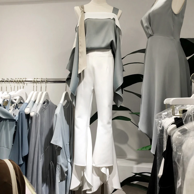 TWOTWINSTYLE рубашка на шнуровке для женщин с открытыми плечами оборками Лоскутная нерегулярная блузка Топ Женская летняя пикантная Корейская одежда