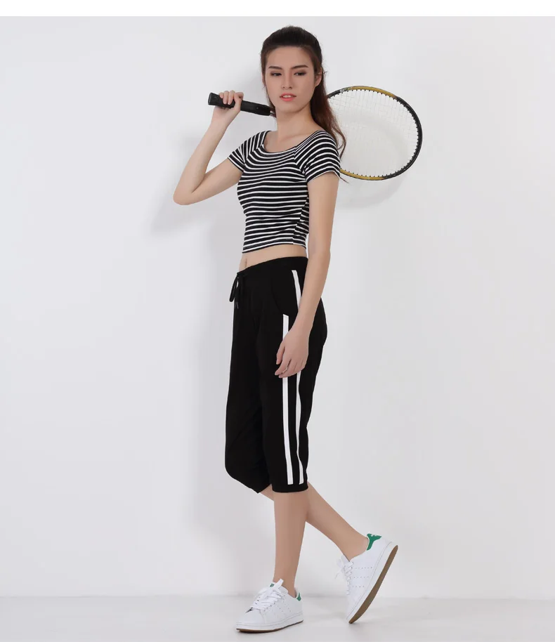 Женские летние обтягивающие брюки до середины икры в полоску большие размеры