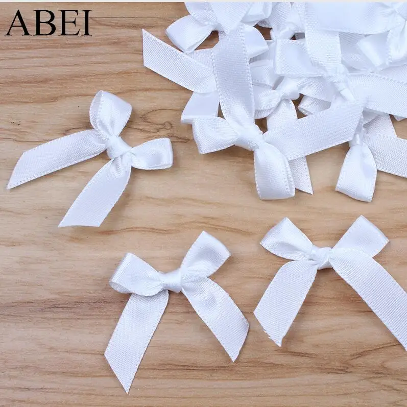 White 50 шт./лот атласная лента бант для скрапбукинга альбом качество DIY лук Галстуки Для Свадьба Вечерние Швейные аксессуары для художественного оформления - Цвет: White
