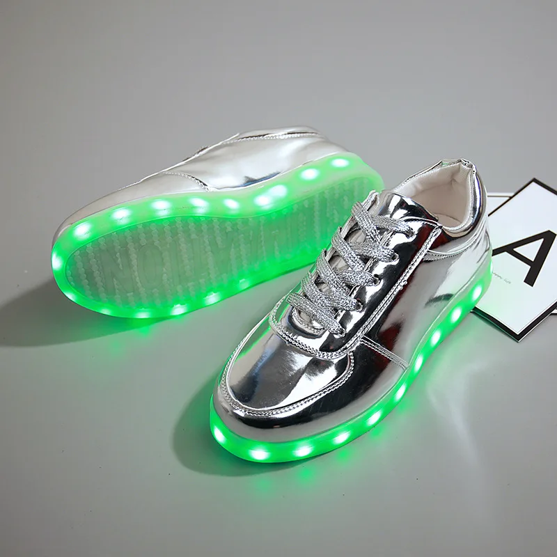 Светящиеся кроссовки tenis led feminino Basket LED для бега светящиеся светодиодные тапочки