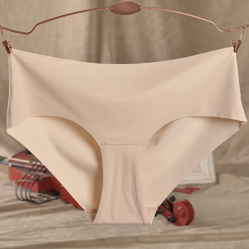 Женские Бесшовные однотонные мягкие трусики удобные трусы из лайкры с низкой