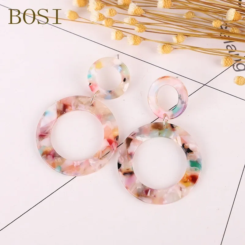 Акриловые серьги для женщин, богемные ацетатные серьги в виде листьев, модные разноцветные свисающие украшения с большим геометрическим лицом из смолы