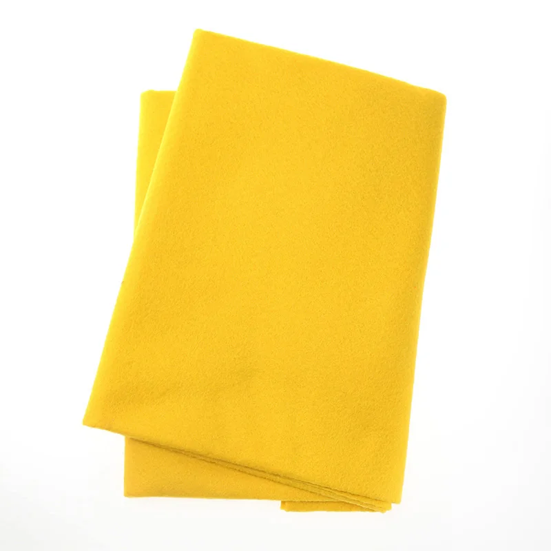 Yellow 90x92 см мягкая фетровая ткань чистый цвет нетканые DIY Швейные игрушки, ремесла куклы для новогоднего украшения дома 1,5 мм толстый фетр 1 лист - Цвет: Yellow