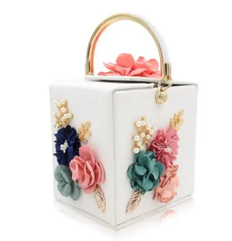white wedding bag1 Мода Женская вечерняя сумка женская аппликация цветок свадебные клатчи женские заклепки сумки на цепи через плечо Дамский клатч кошелек - Цвет: white wedding bag1