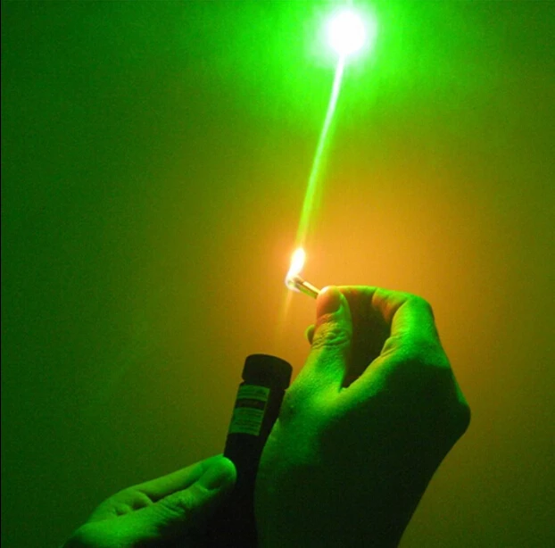 Powerful 301 Green Laser Pointer Pen Beam Light Lazer High Power 20000m 532nm adjustable focus burn match with safe keys |