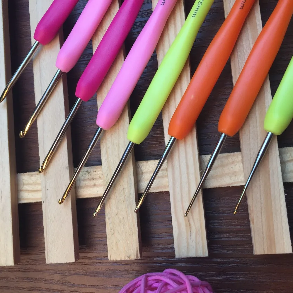 Лидер продаж 8 размеров/комплект цветные мягкие крючки для вязания из АБС и