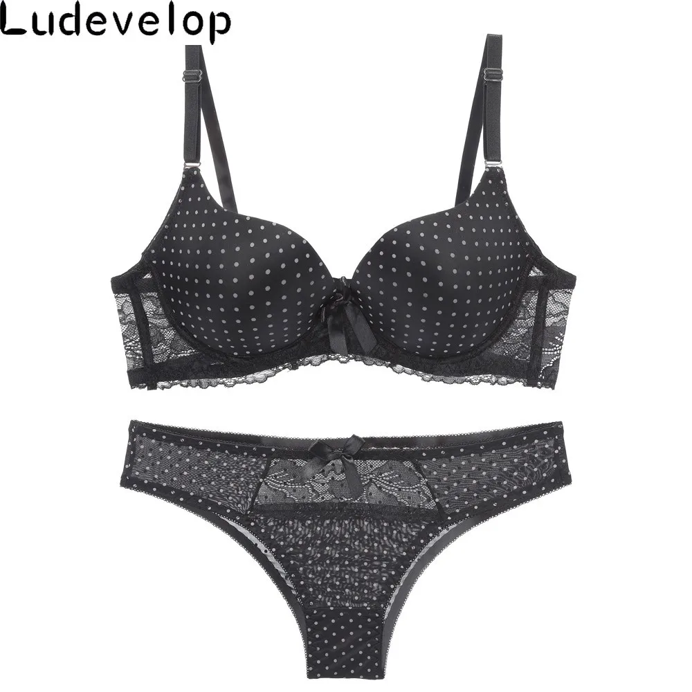Комплект женского кружевного нижнего белья с чашками пуш ап|Комплекты белья| |