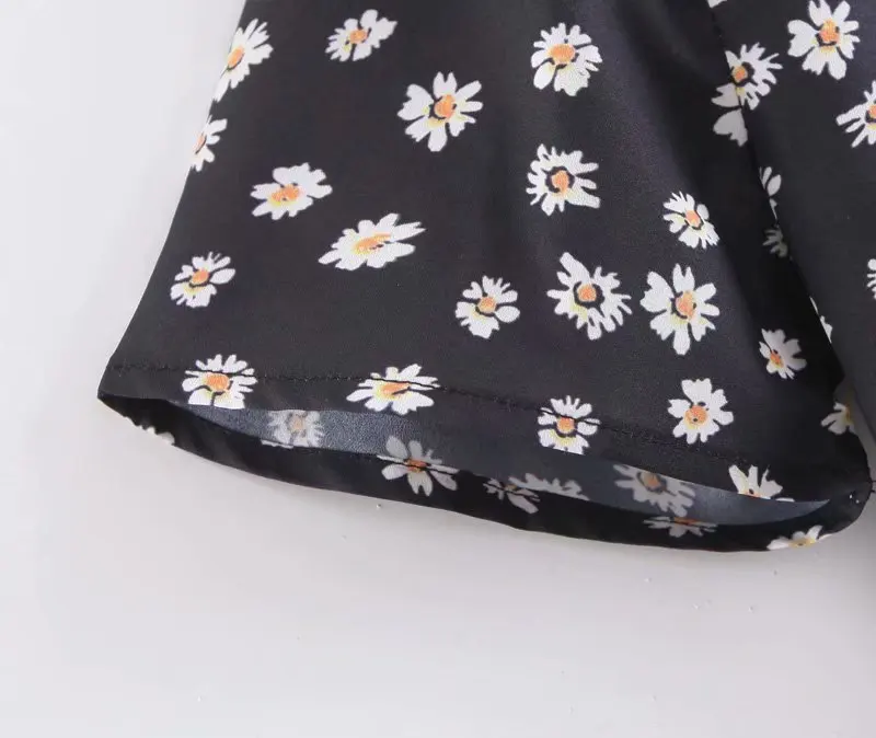 2019 Bohemian dress black floral bow short sleeve retro Harajuku cute girl mother beach | Женская одежда