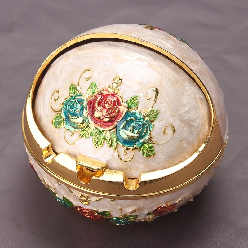 

Ashtray personality multi-function European ashtray wind restoring ancient ways home sitting room with cover