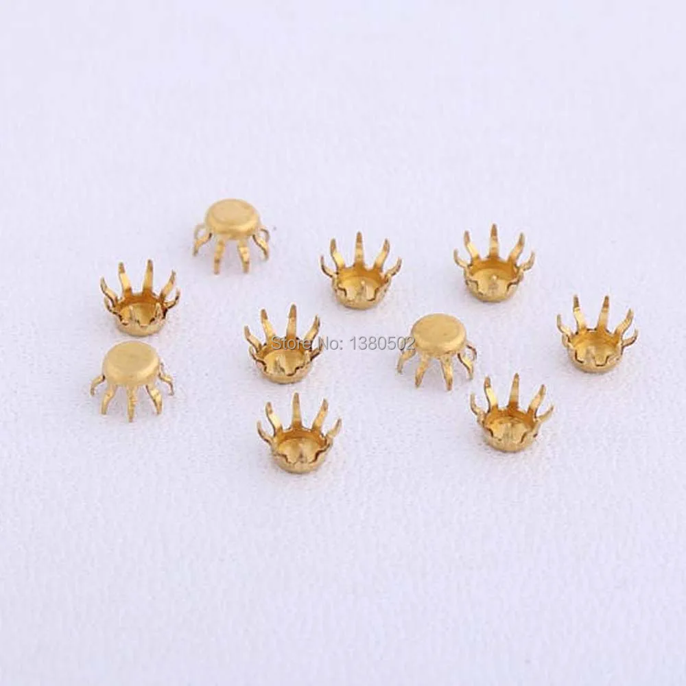 100 шт золотой цвет 4 мм круглые заклепки 8 когти Спайк Панк сумка браслеты для