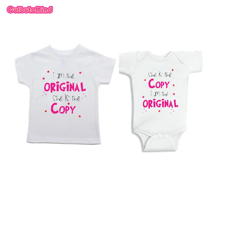 Twin T-shirtsiam она копия двойной комплект с футболкой для маленьких Tee2T3T 4TT-Shirt для девочек и мальчиков, унисекс, комплект-двойка на день рождения брата и сестры