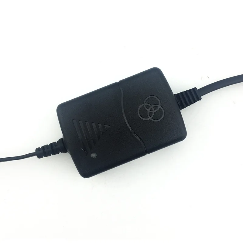 12V1. 2A Автомобиль Грузовик Мотоцикл 12 в компактной Батарея Зарядное устройство