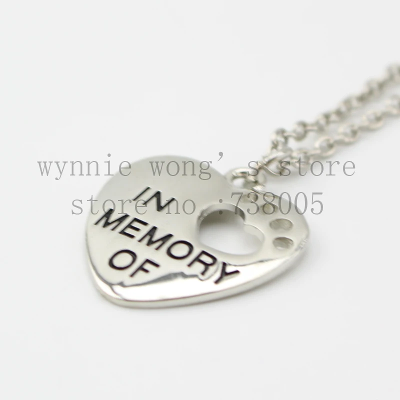 Новинка 2015 г. серебро в памяти. Кулон форме сердца с отпечатком лапы ожерелье