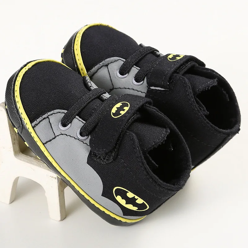 ROMIRUS Newborn Baby Shoes Infant Toddler Cartoon Batman Fashion Lace-Up Girl Boy Kids First Walkers Soft Sole Sneakers |