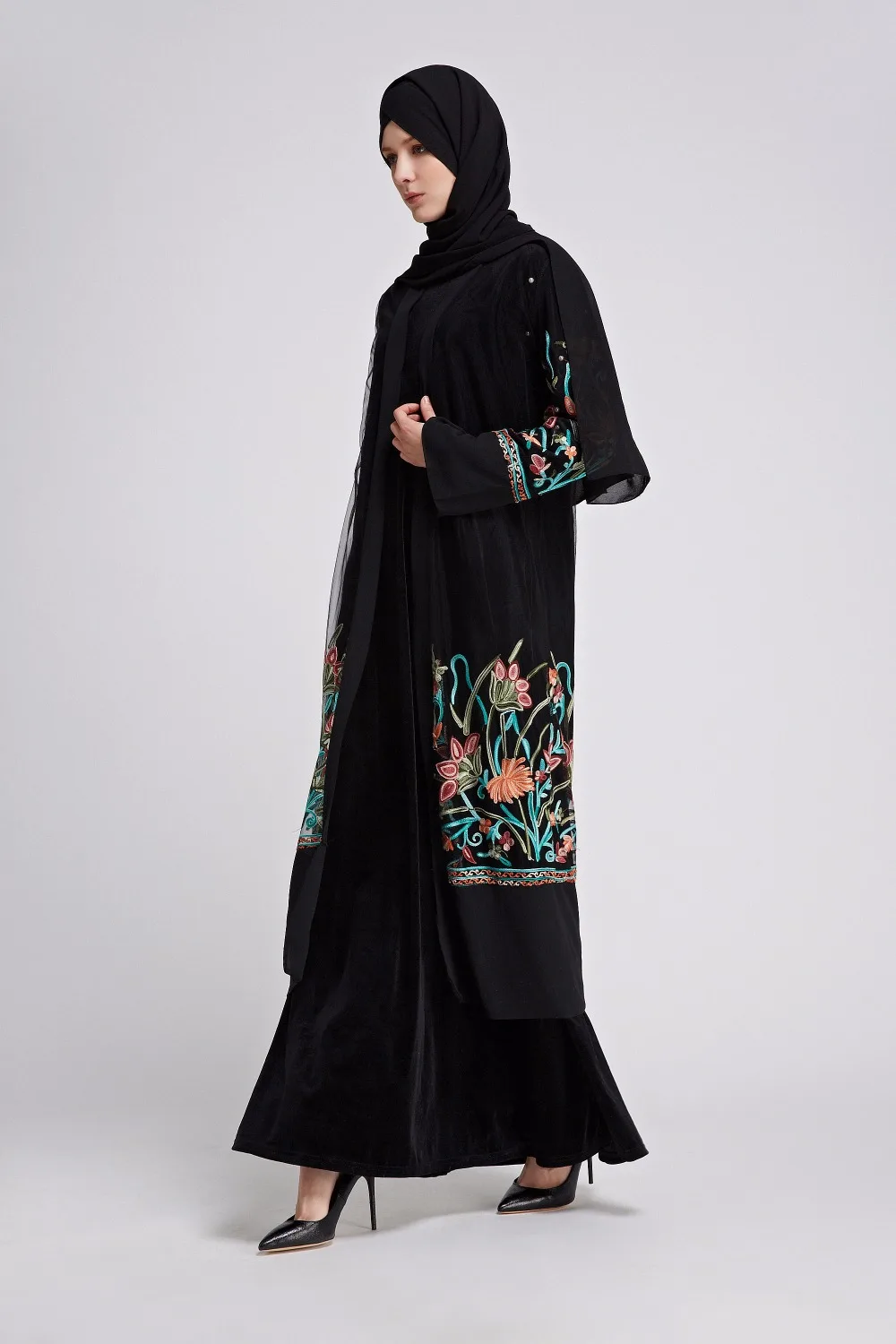 Мусульманское длинное платье с вышивкой Abaya из пряжи цветочным рисунком кимоно