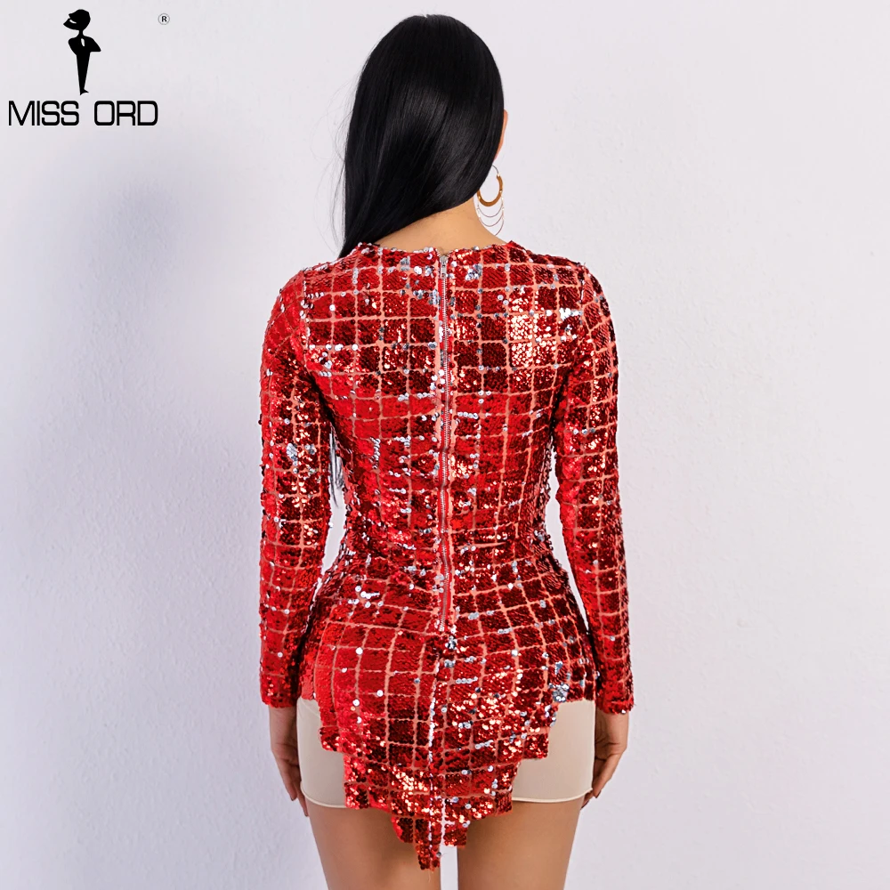 Женское вечернее платье Missord белое асимметричное с круглым вырезом и длинными