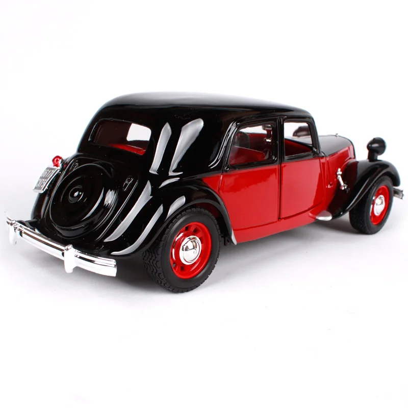 Bburago 1:24 1952 Citroen т 15CV ретро классический автомобиль литья под давлением модели