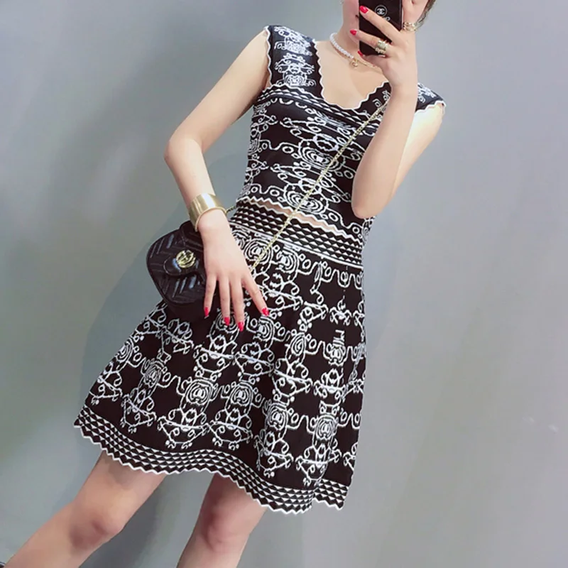 Пикантные укороченный топ и юбка комплекты Для женщин 2019 квадратный воротник