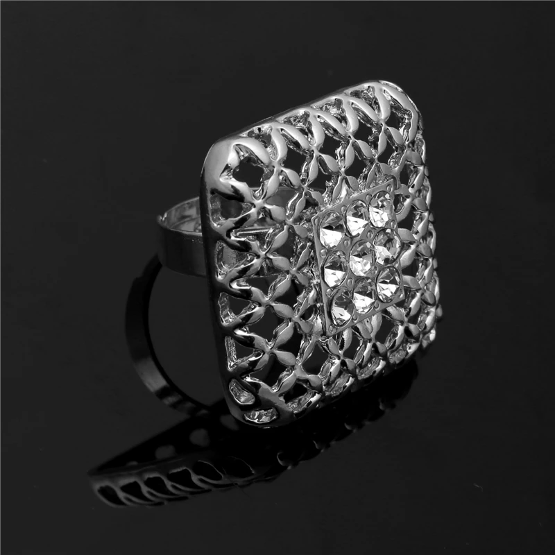 Fani качественный эффектный ювелирный набор Дубай