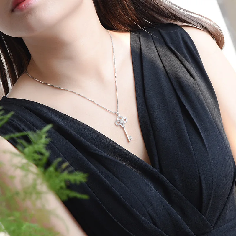 

Bijoux Fashion 925 Sterling Silver Crystal Key Pendant Necklaces For Women Engagement Jewelry