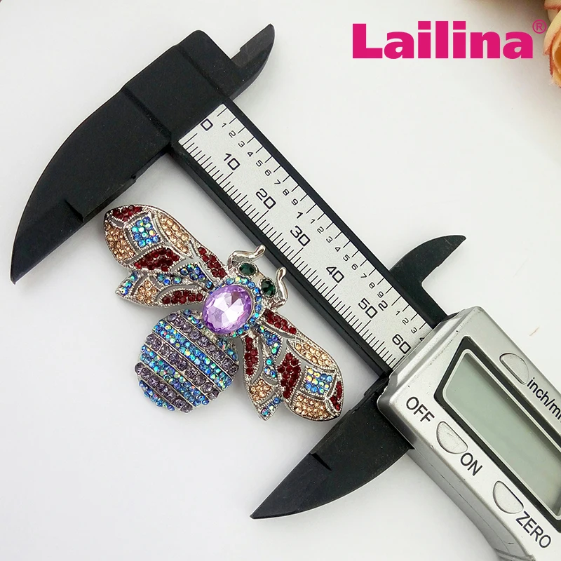 Винтажная индивидуализированная брошь в виде страмбля пчелы золотого цвета