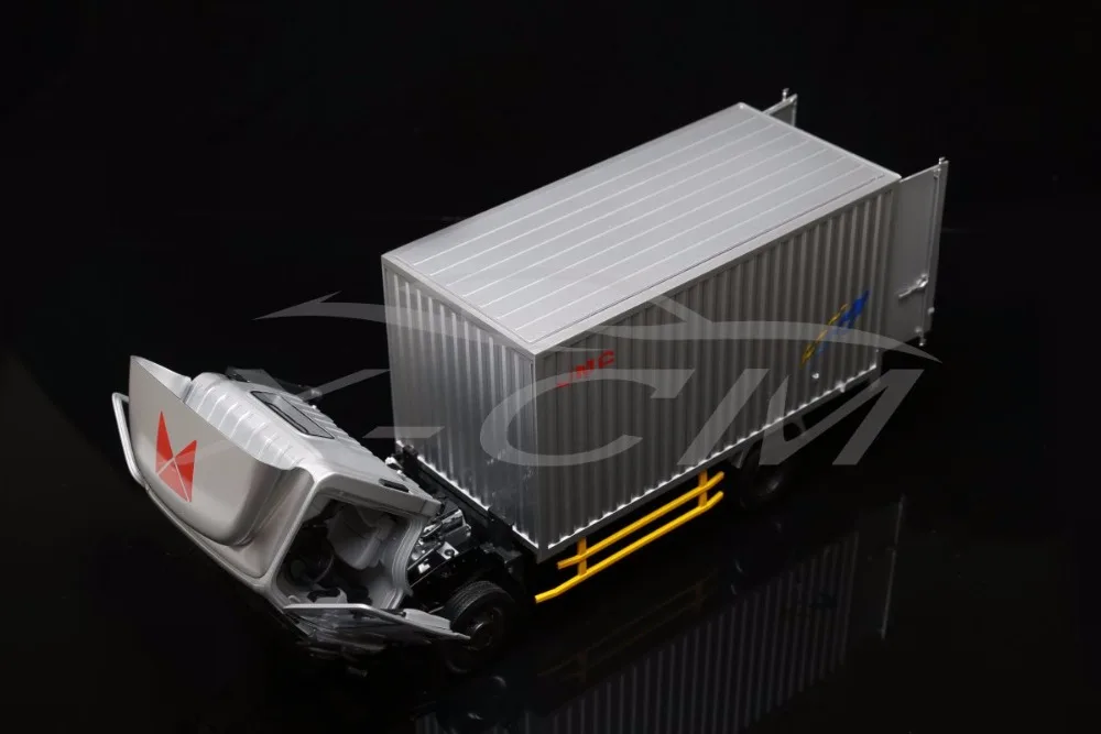 Литая модель автомобиля JMC Kairui N800 800 грузовик 1:18 (серебристый) + небольшой