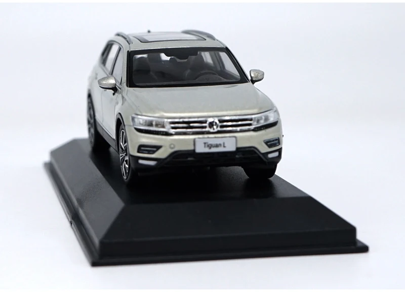 Высокая имитация 1:43 TIGUAN L внедорожник SUV литая модель сплава Модель автомобиля для мальчика Подарочная игрушка оригинальная коробка