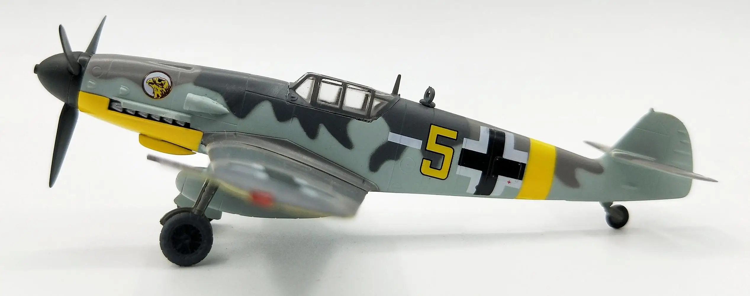 Немецкая модель BF109G 2 VI./JG51 1942 1/72 самолетов| |