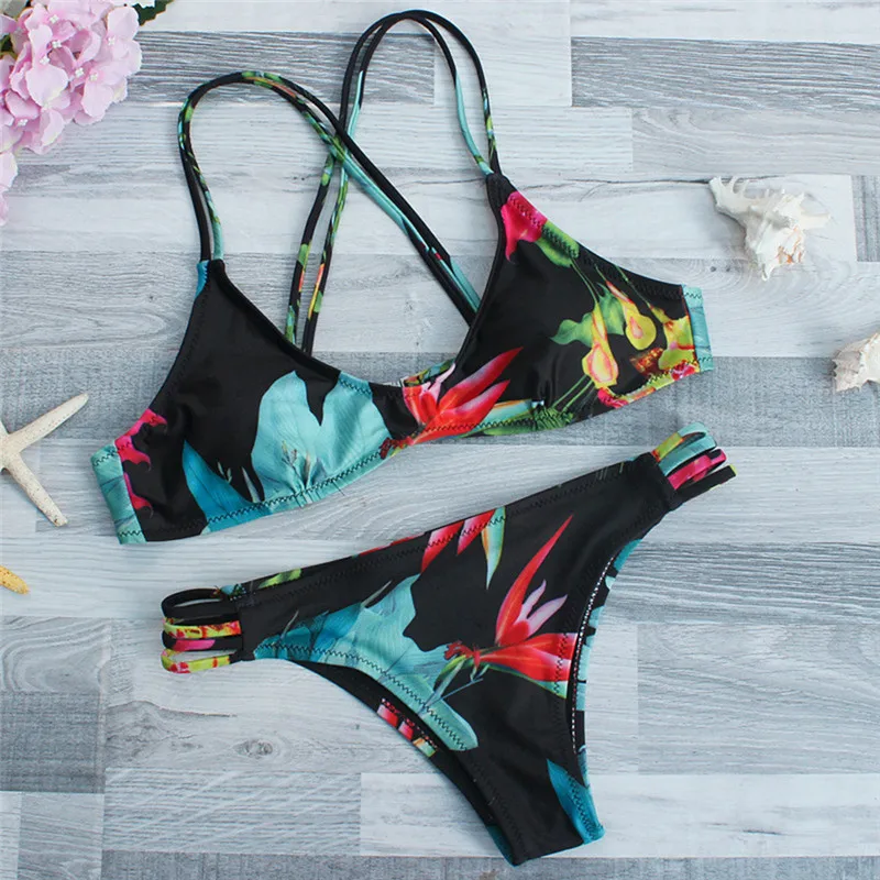 

Bikinis 2018 Print Floral Swimsuits Brazilian Push Up Halter Bikini Set Bathing Suits Large Size Swimwear Female