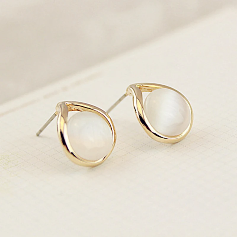 

Flat Opal Round Stone Golden Metallic Wrapped Stud Earrings for Women Fashion piercing Jewelry