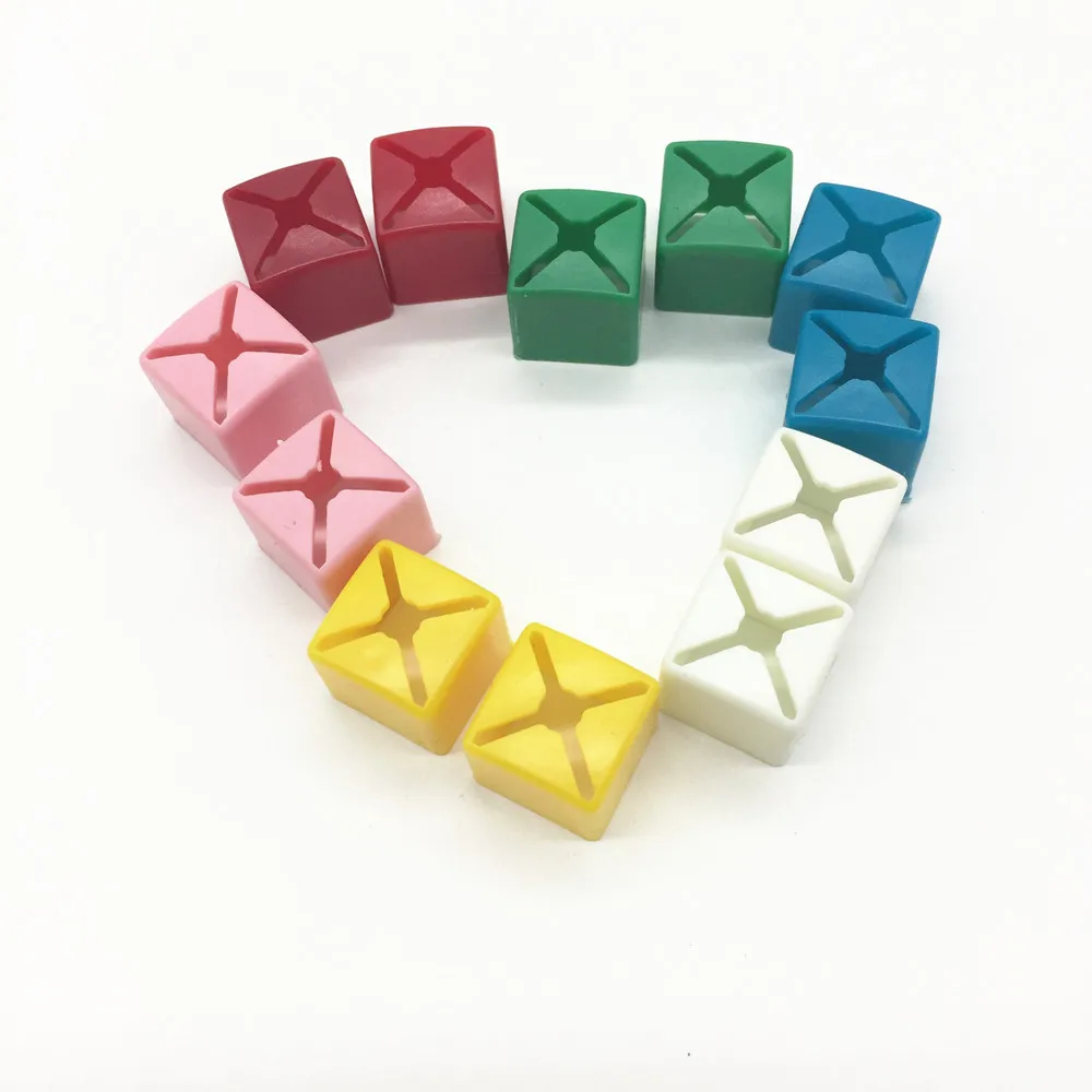 Пластиковые маркеры для вешалки квадратные одежды бирки белые кубики разных