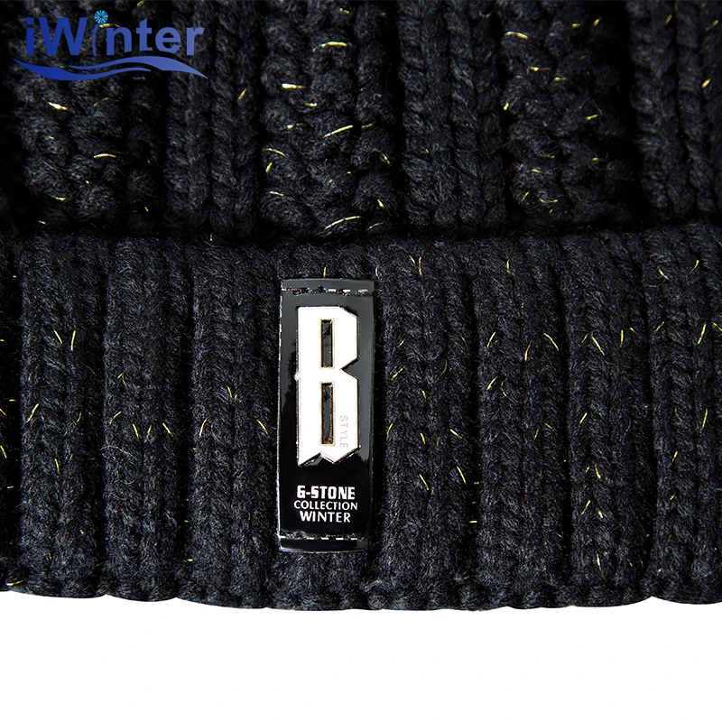 Iwinter Новинка года Skullies шапочки Для женщин зимние Шапки трикотажные Мех мяч pom теплый крючком Шапки Двойка унисекс Шапки Шарфы