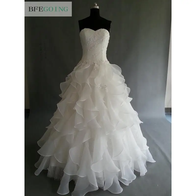 

Ivory Organza Appliques Lace Beading A-Line Wedding Dress Floor-Length Sweetheart Strapless Sleeveless Bridal Gowns
