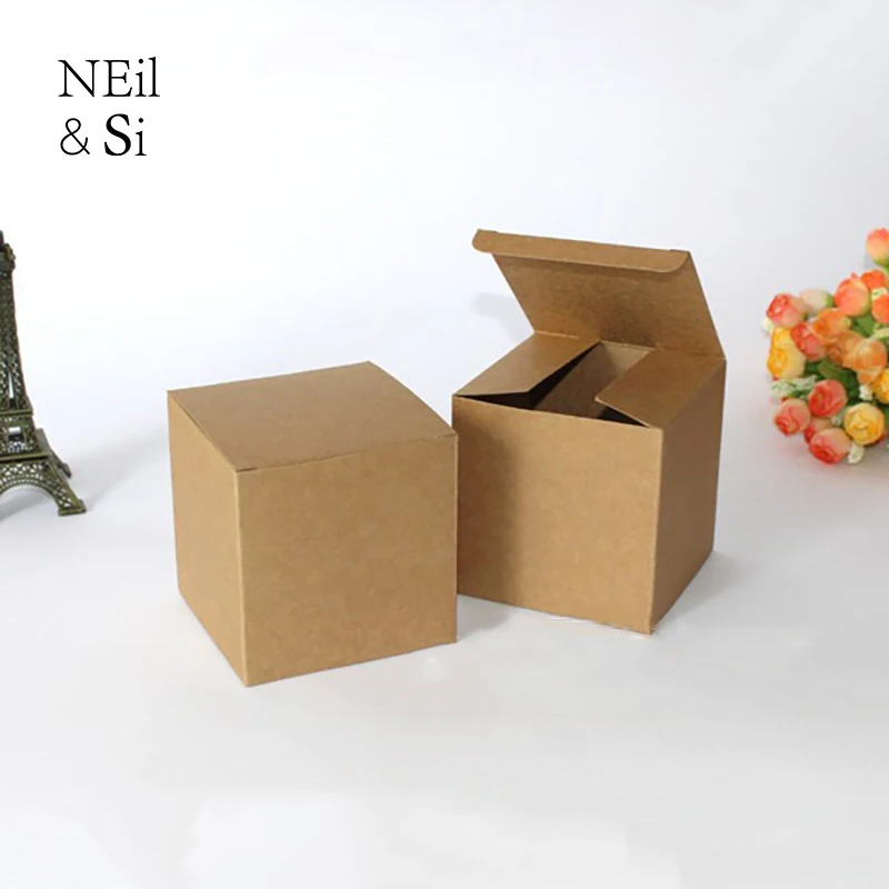 Подарочная коробка из крафт бумаги банка для свечей и крема упаковка бутылок