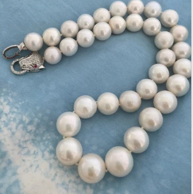 

Beautiful huge 18" 15-12MM SOUTH SEA NATURAL White PEARL NECKLACE Leopard head CLASP