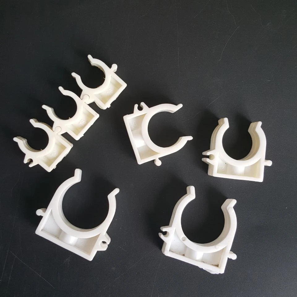 Зажим для водопроводной трубы 16 мм полипропиленовый Скоба труб Соединительный