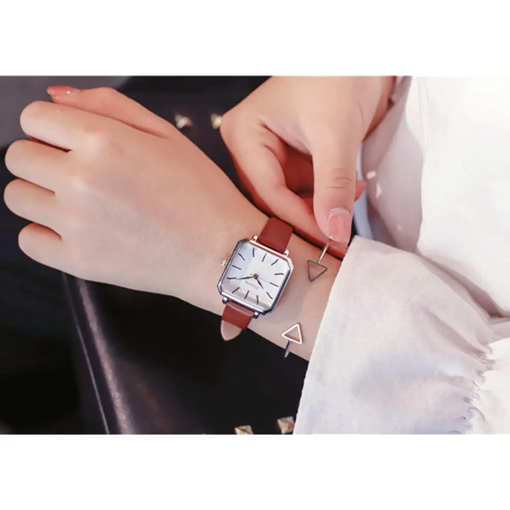 LinTimes Women Wistwatches leather Strap Simple Style Fashion Vintage Square Shape Quartz Watch For Female | Наручные часы