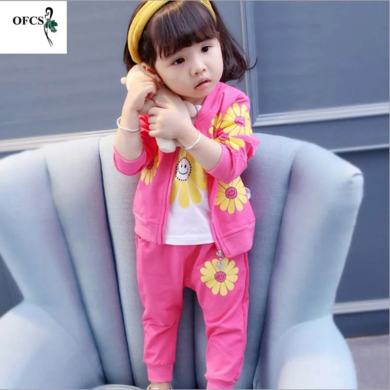 Комплект детской одежды из 3 предметов повседневный спортивный костюм с