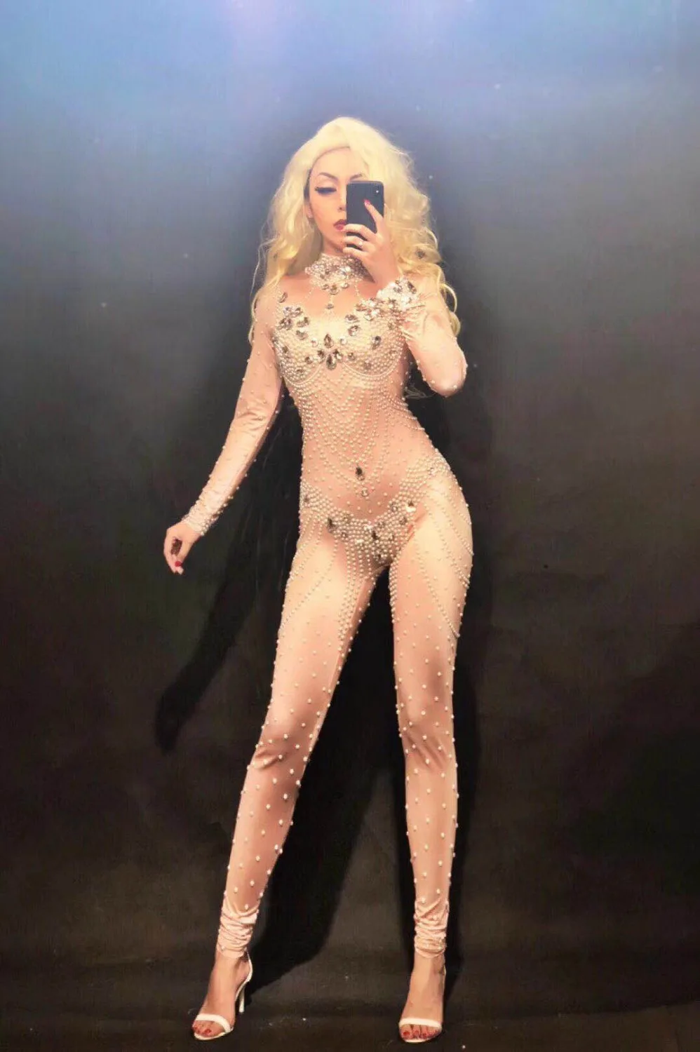 Блестящий Комбинезон с розовыми жемчужинами и золотыми кристаллами эластичное