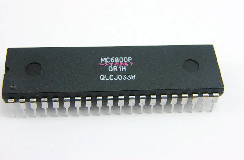 

5pcs/lot MC6800P MC6800 DIP