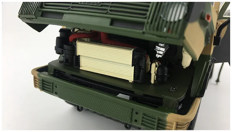 Мужская модель из сплава, 1:24, масштаб, Китай, Ивеко NJ2046, военные транспортные средства для беговых перевозок, литые под давлением, игрушки, модель, коллекция, украшение