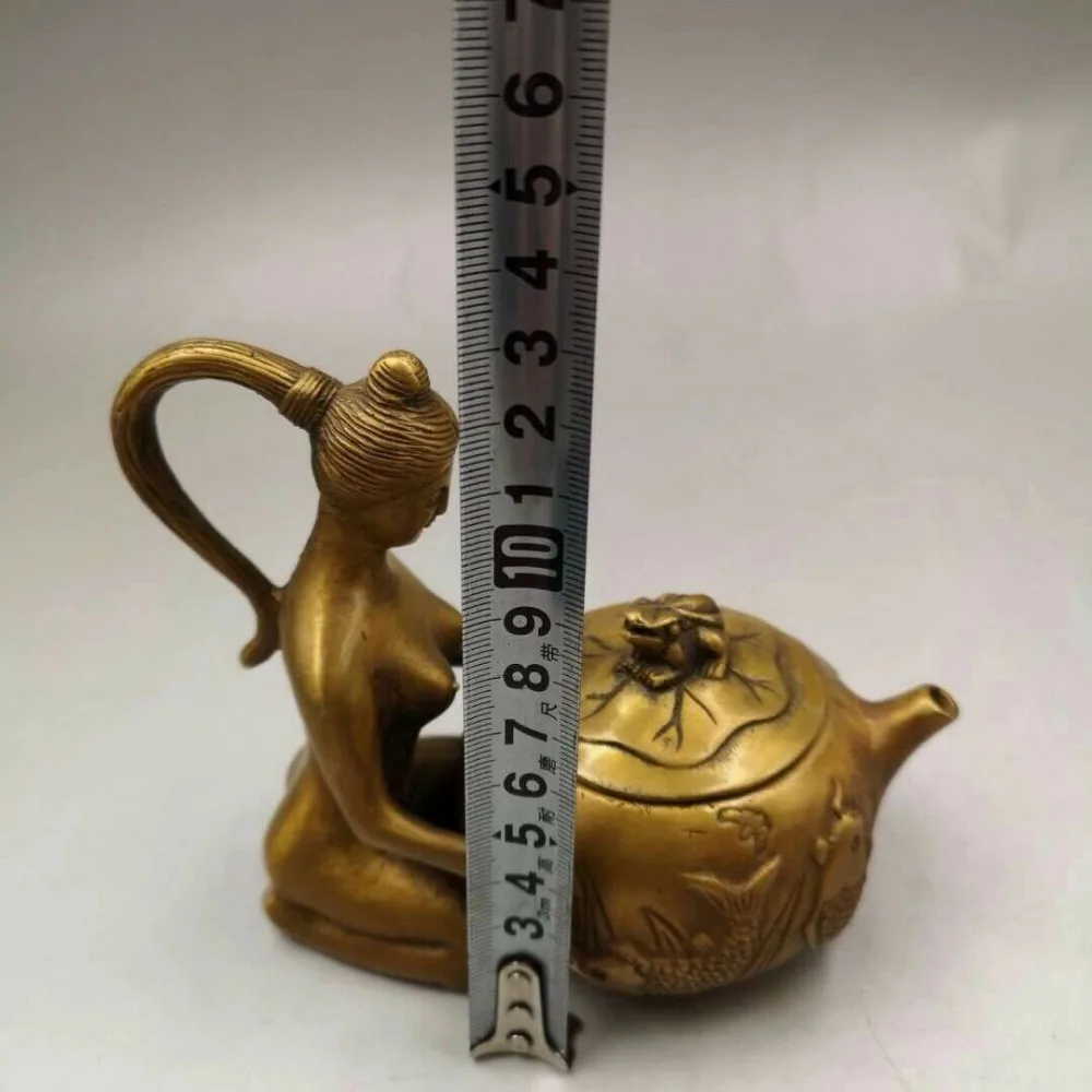 

Chinese Antique Old copper handmade Lady Lotus teapot flagon Home decoration