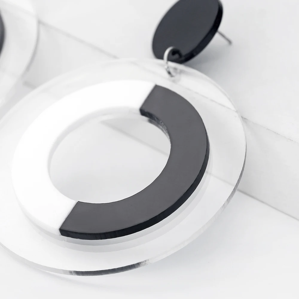 XIYANIKE New Fashion OL Exaggerate Hollow Big Circle Black White Acrylic Dangle Earrings For Women Hip-Hop Personality Earrings