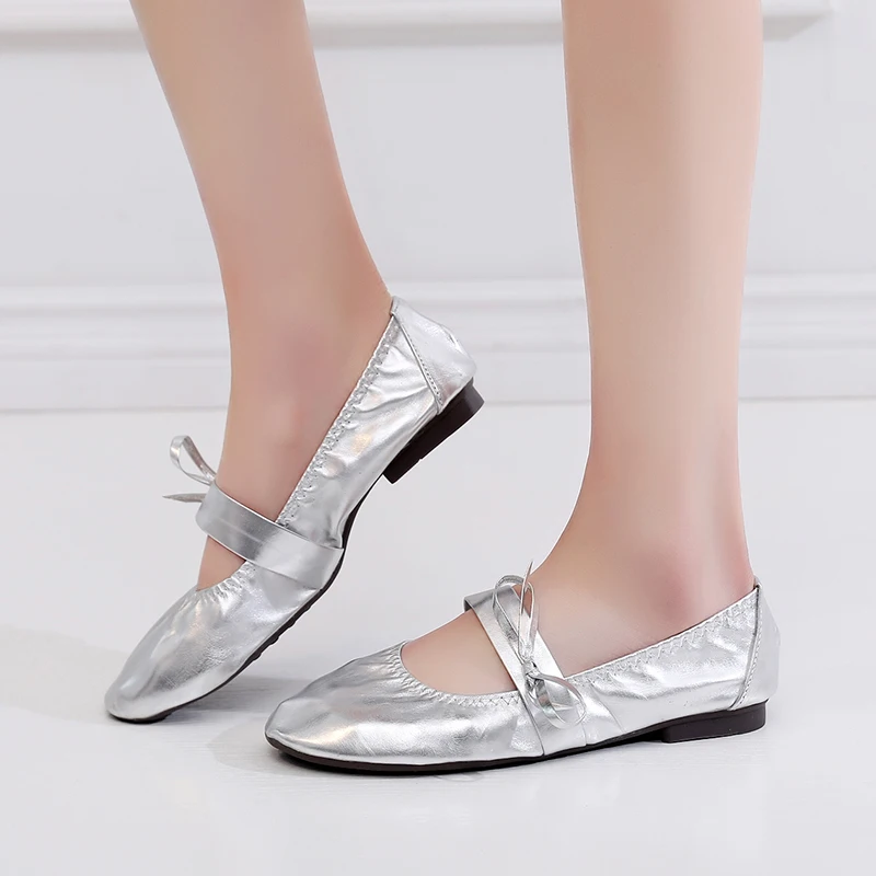 Туфли женские блестящие на низком каблуке с мягкой подошвой износостойкие обувь