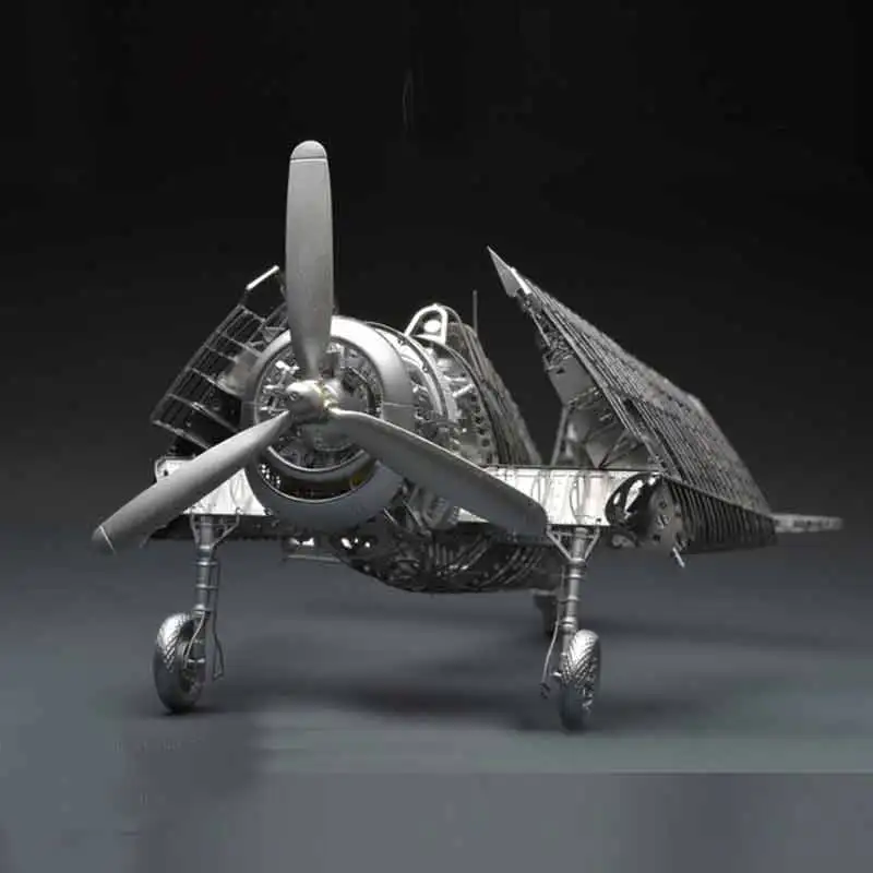 Сборка самолета из цельнометаллического сплава модель 1/48 F6F-5 ад Кот истребитель