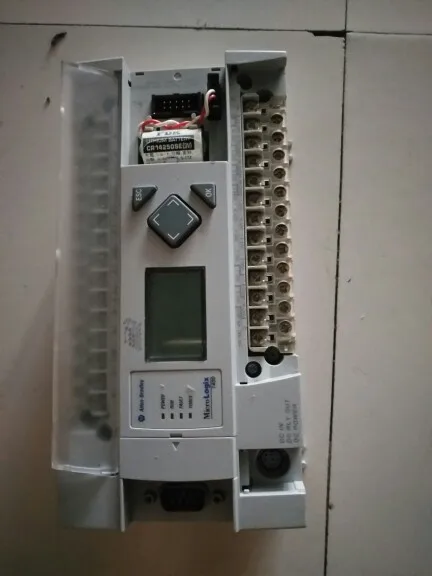 1 шт. используется 100% протестированный оригинальный ПЛК Модуль 1766 L32BXB Micrologix 1400 32