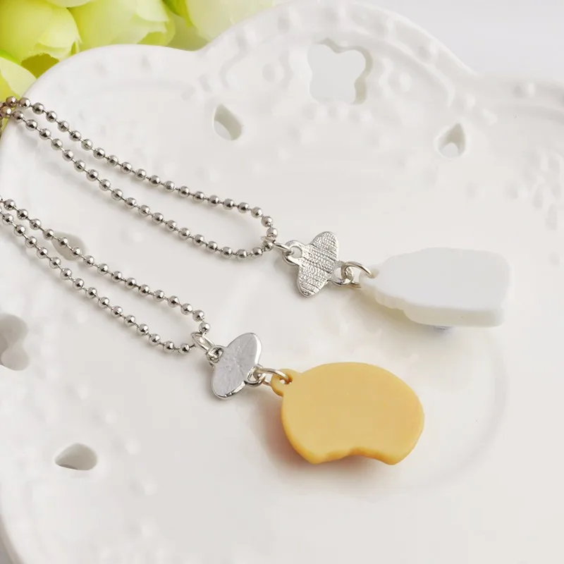 

QIHE JEWELRY 2pcs/set Cookie&Milk Best Buds Pendant Bead Chain Necklace Best Friend BFF Mini Miniature Food Jewelry